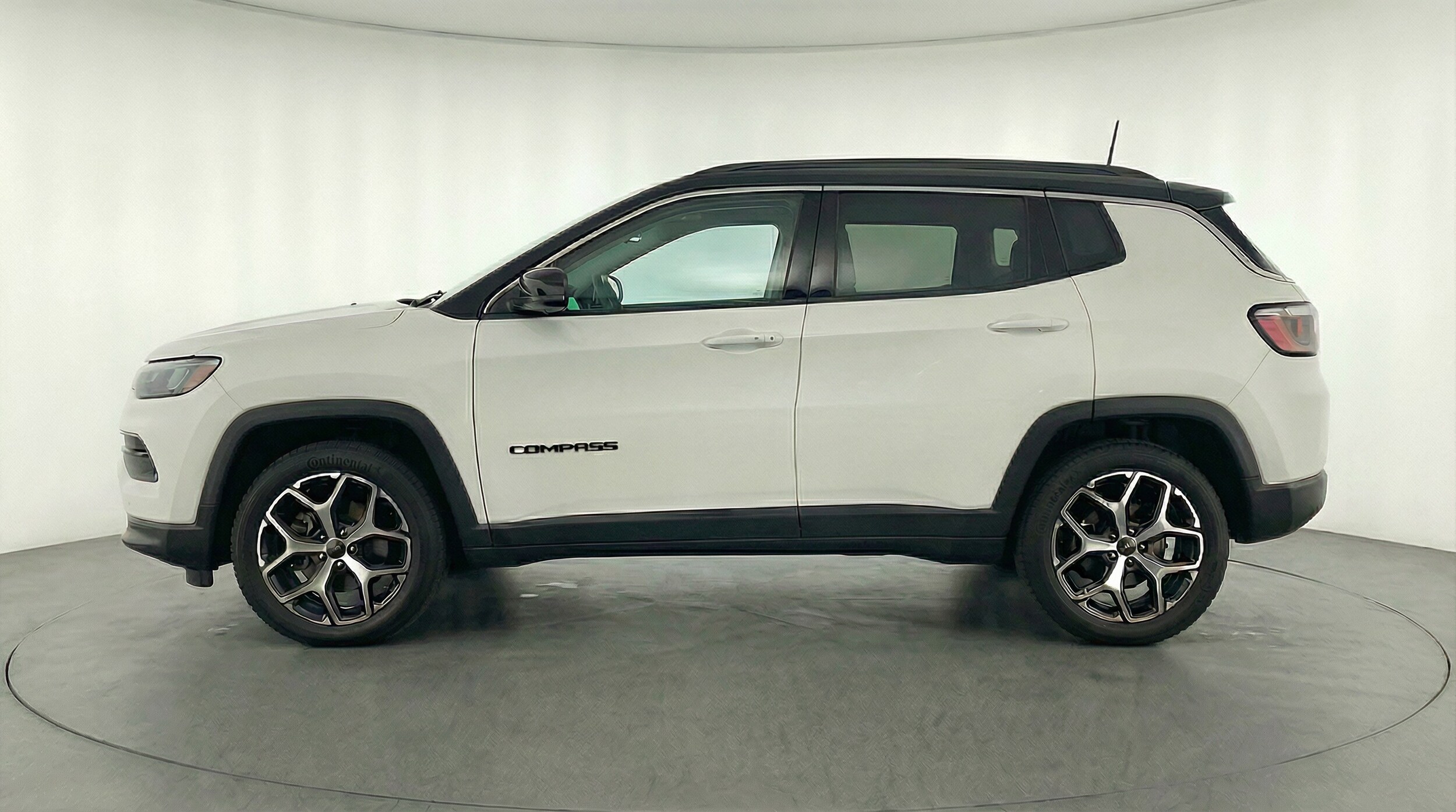Thumbnail: 2025 Jeep Compass - 4