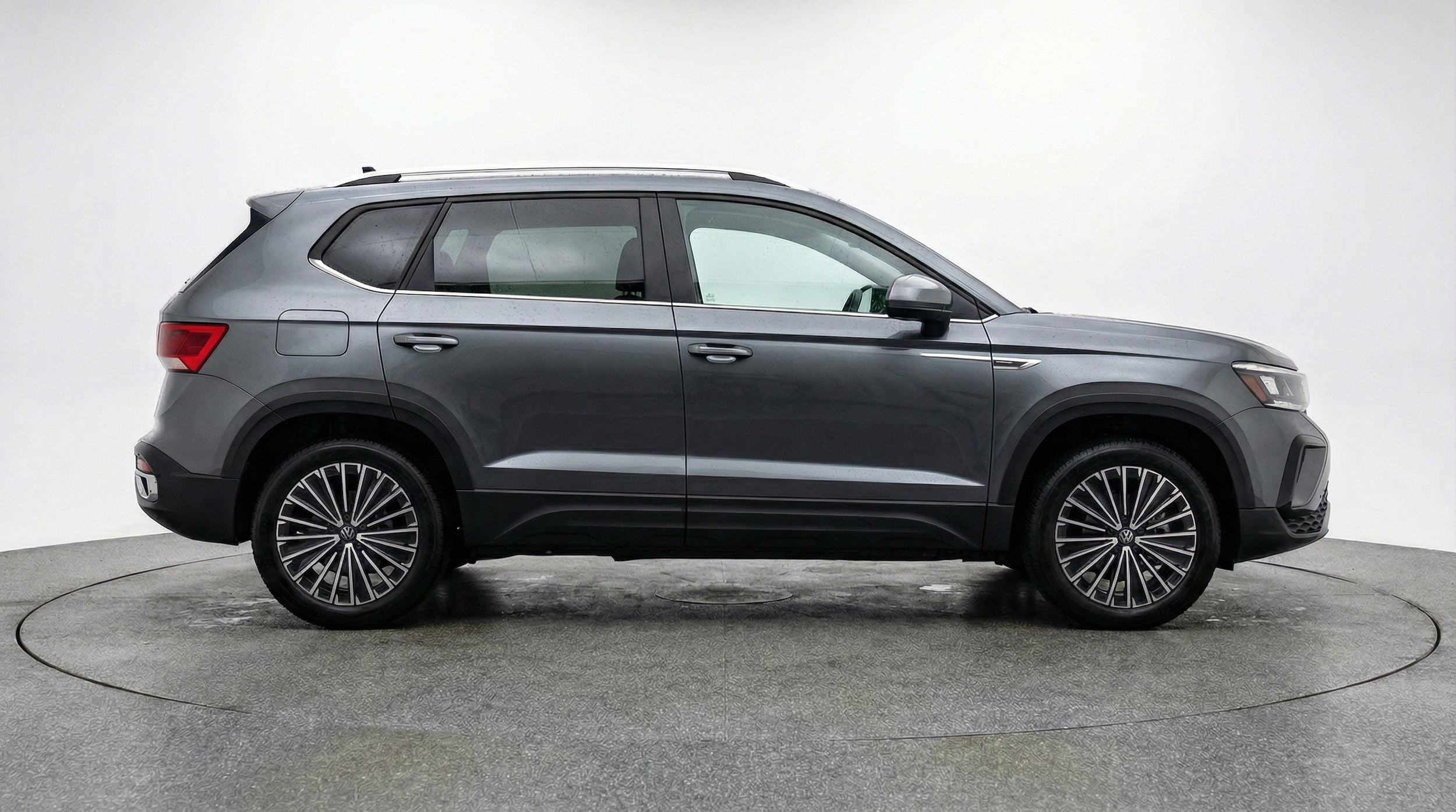 Thumbnail: 2025 Volkswagen Taos - 8