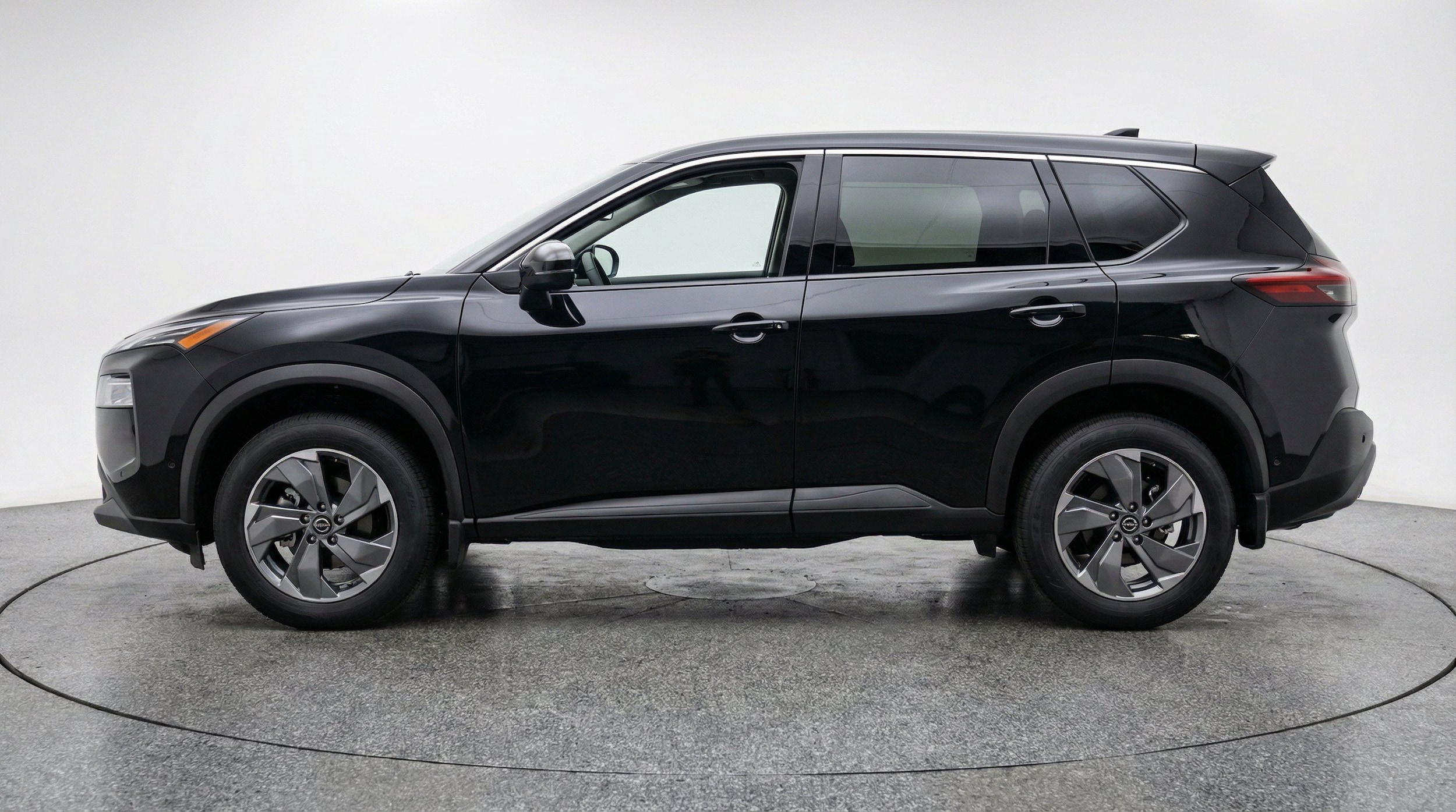 Thumbnail: 2025 Nissan Rogue - 5