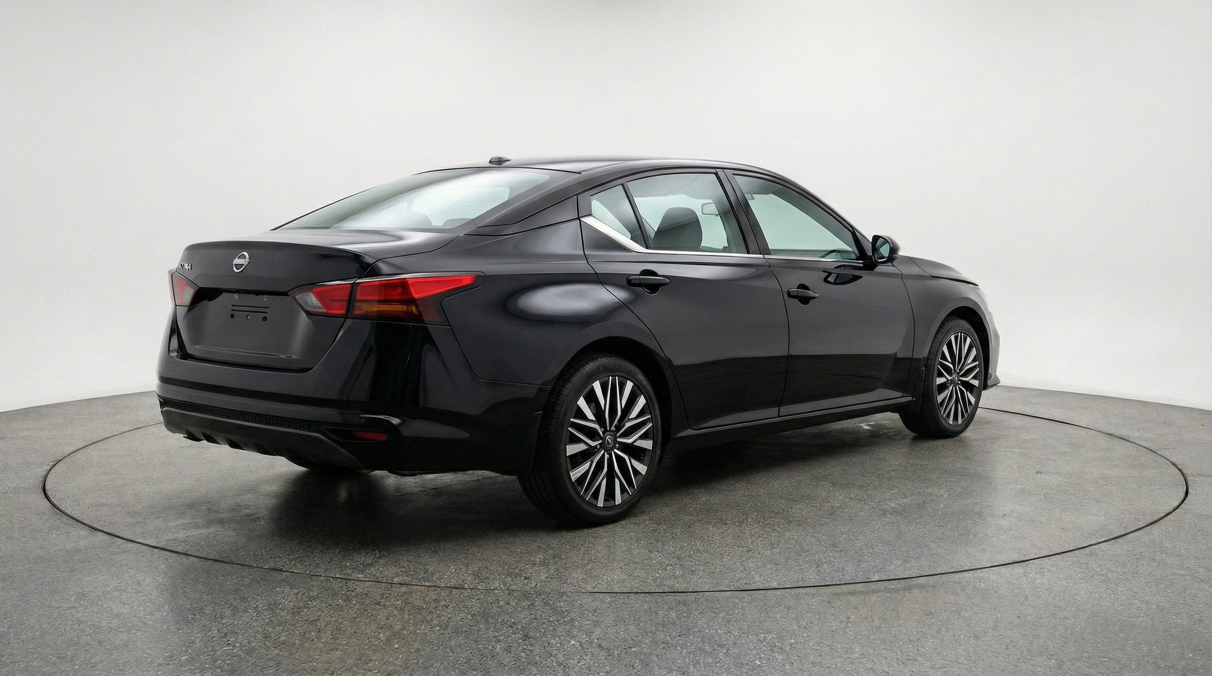 Thumbnail: 2025 Nissan Altima - 7