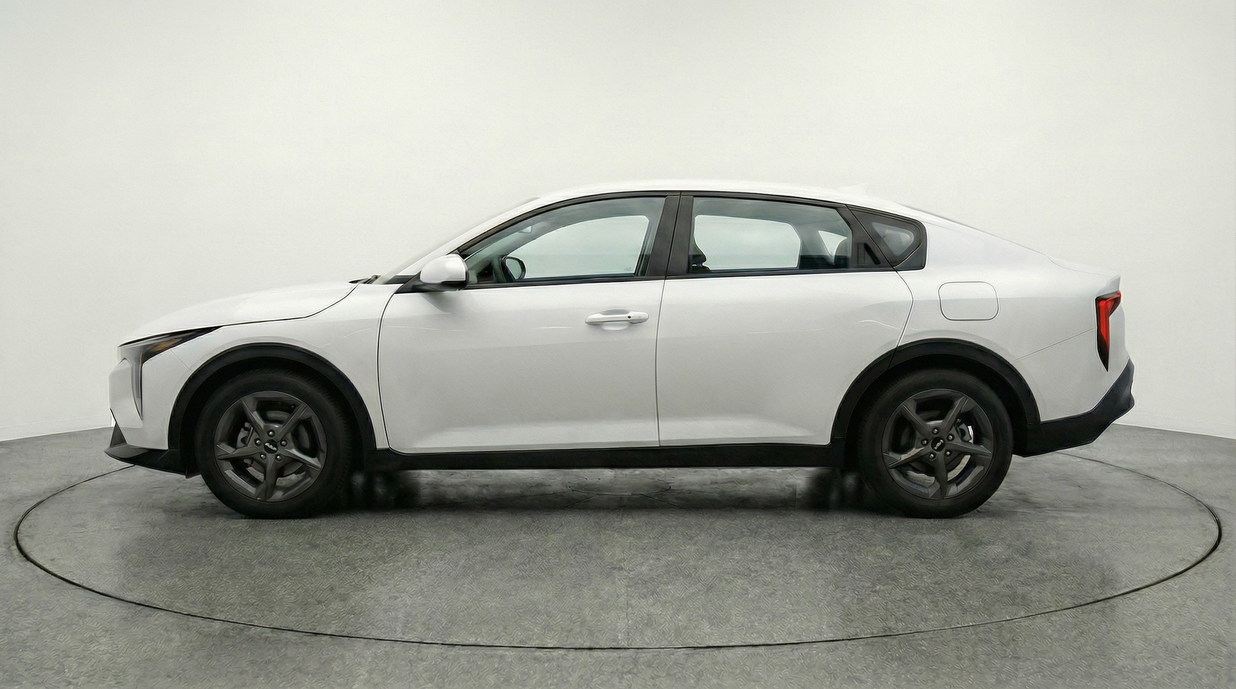 Thumbnail: 2025 Kia K4 - 4