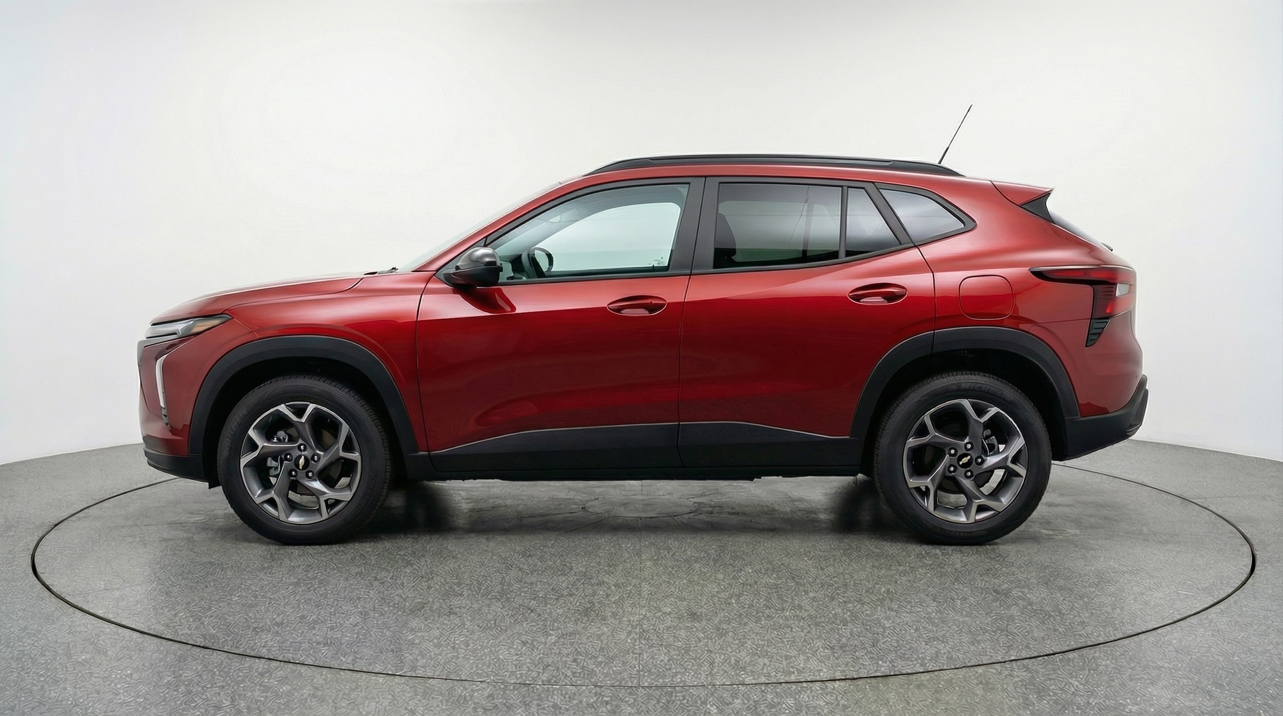 Thumbnail: 2025 Chevrolet Trax - 4