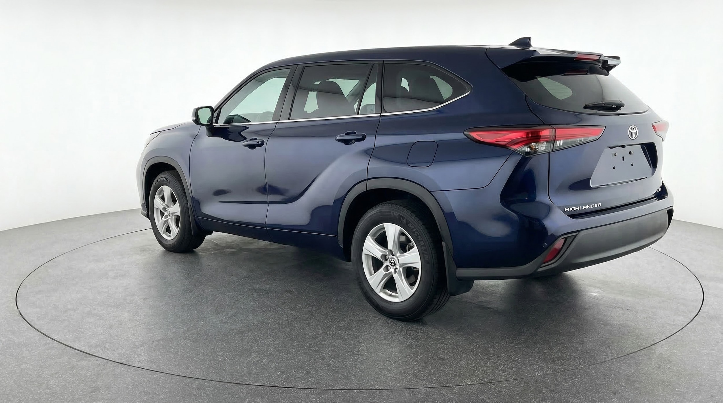 Thumbnail: 2025 Toyota Highlander - 5