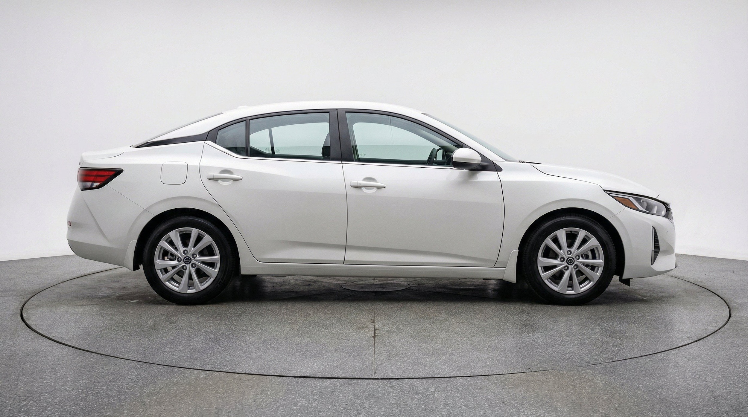 Thumbnail: 2025 Nissan Sentra - 11