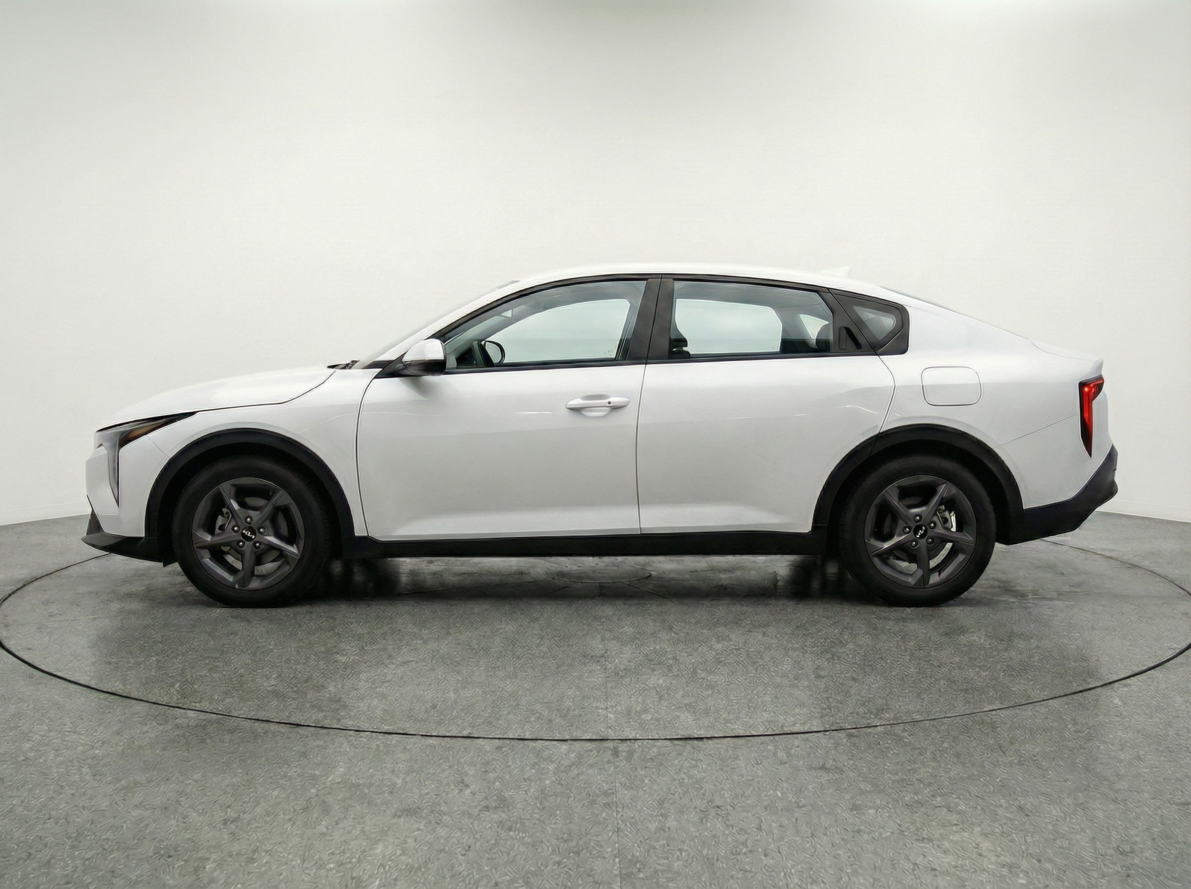 Thumbnail: 2025 Kia K4 - 4