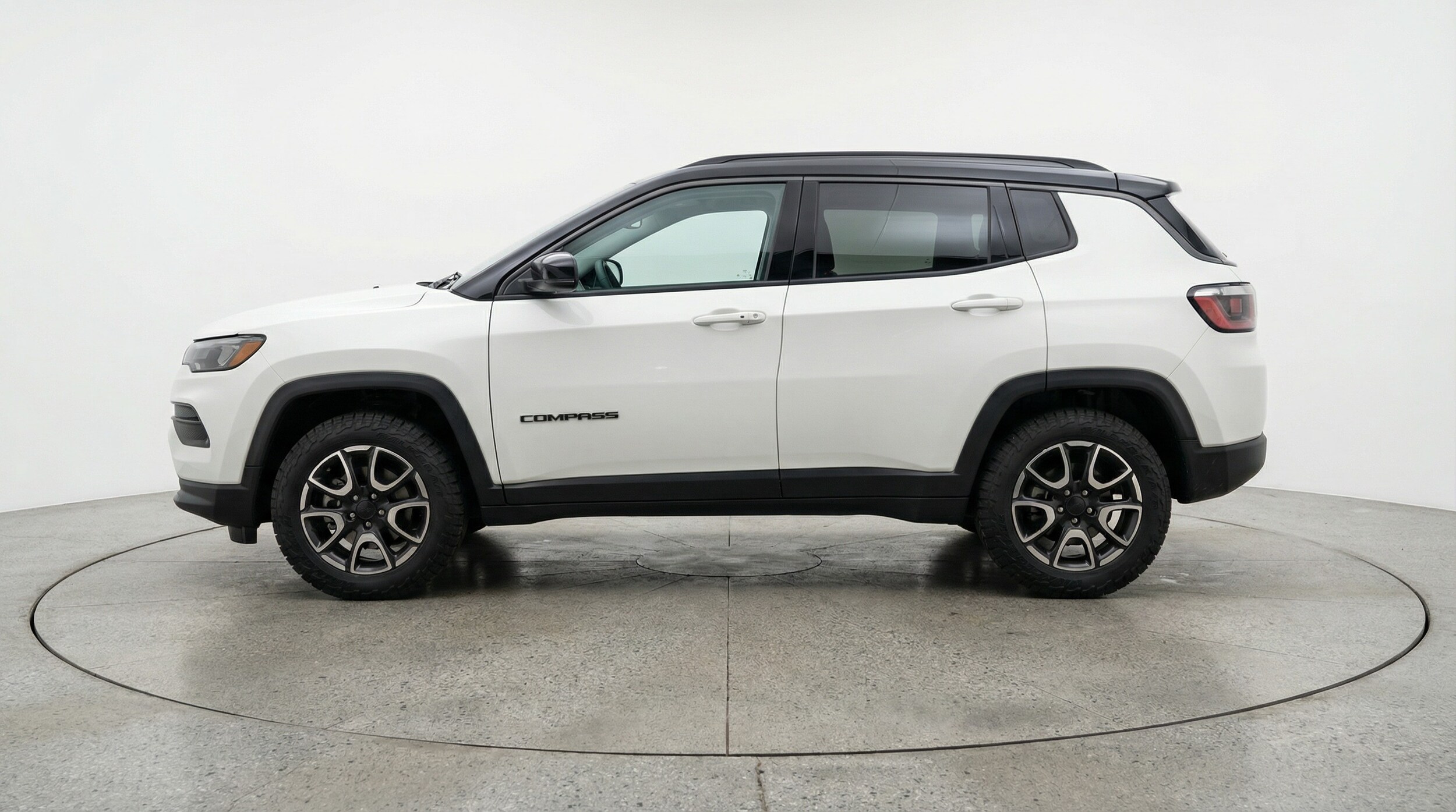Thumbnail: 2025 Jeep Compass - 4