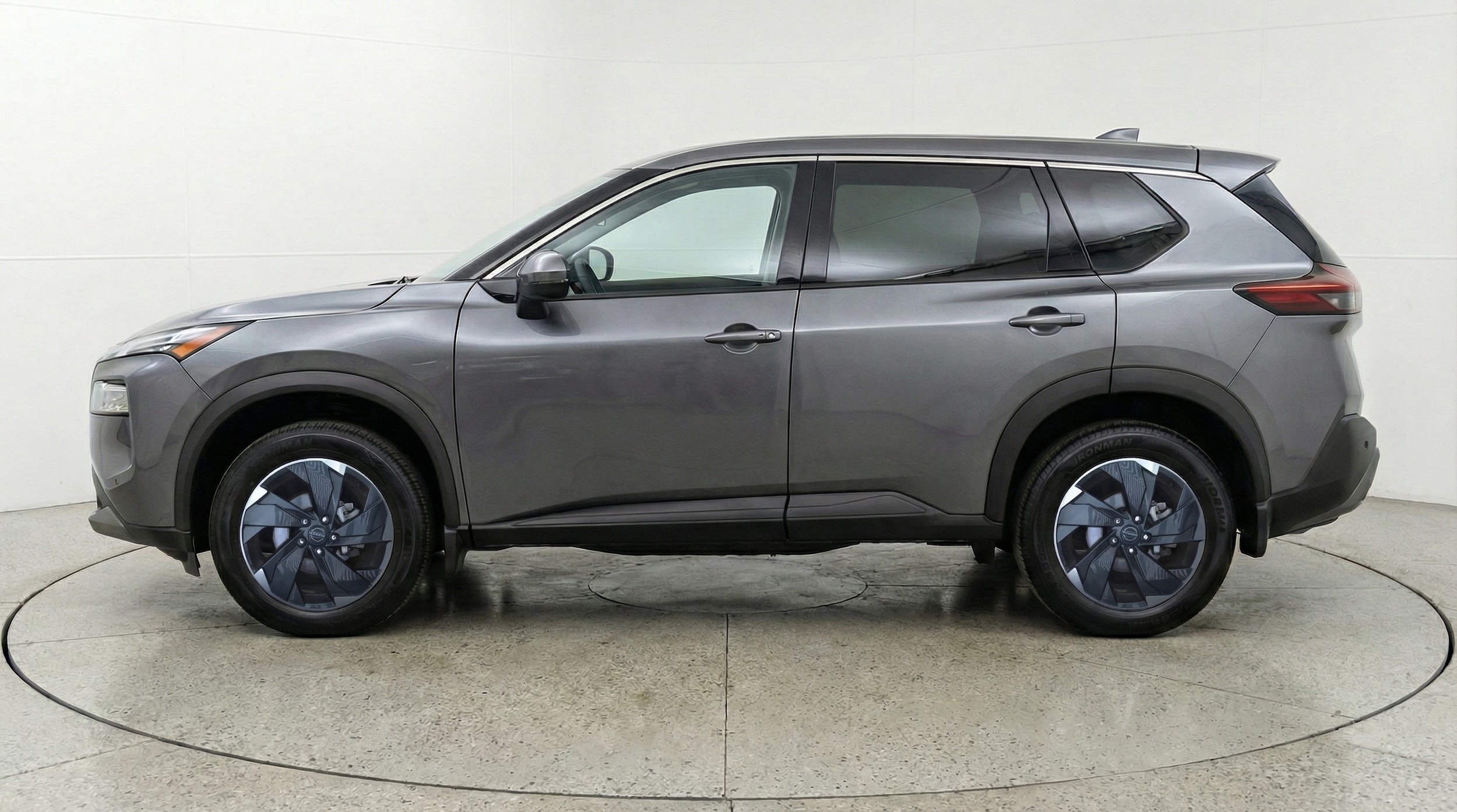 Thumbnail: 2025 Nissan Rogue - 4