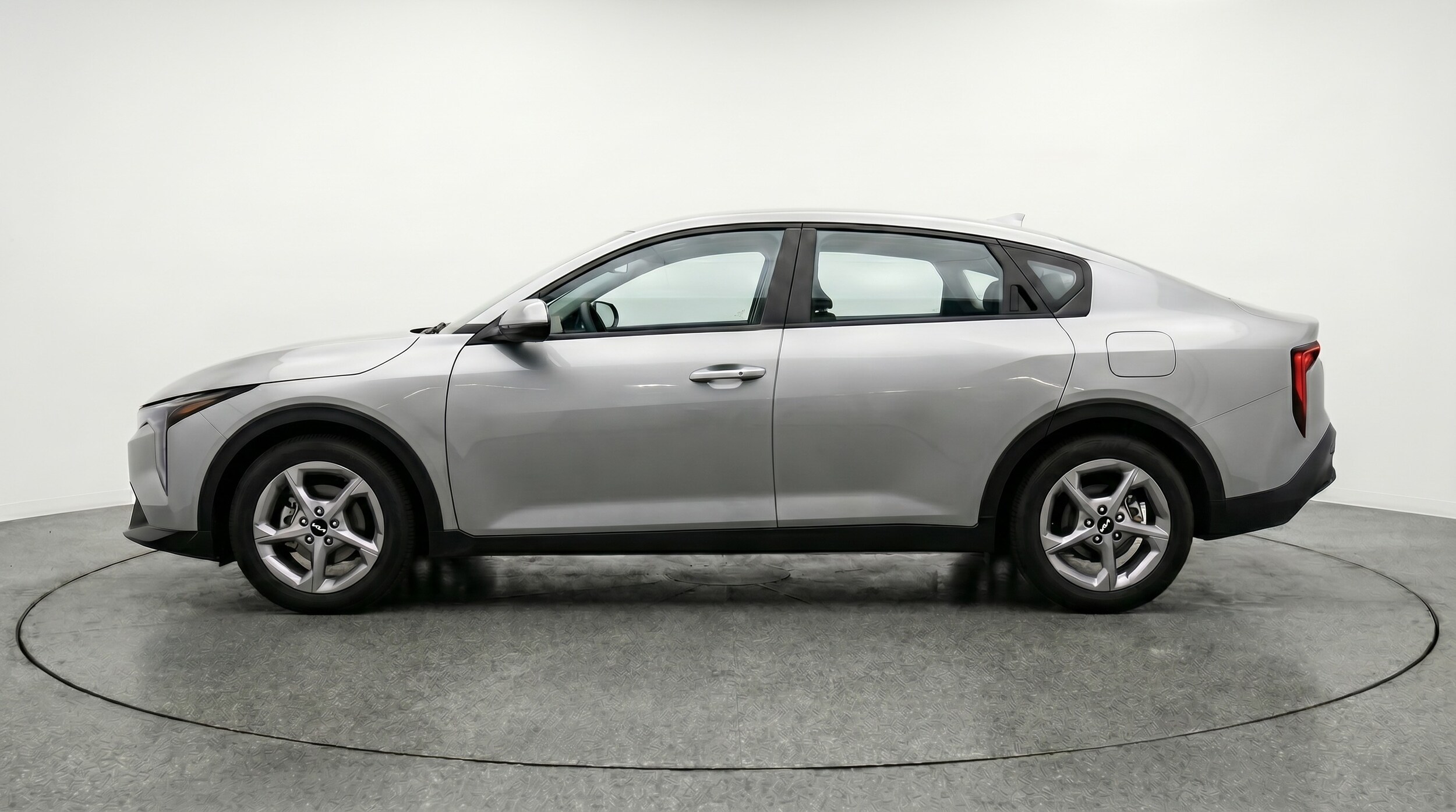 Thumbnail: 2025 Kia K4 - 4