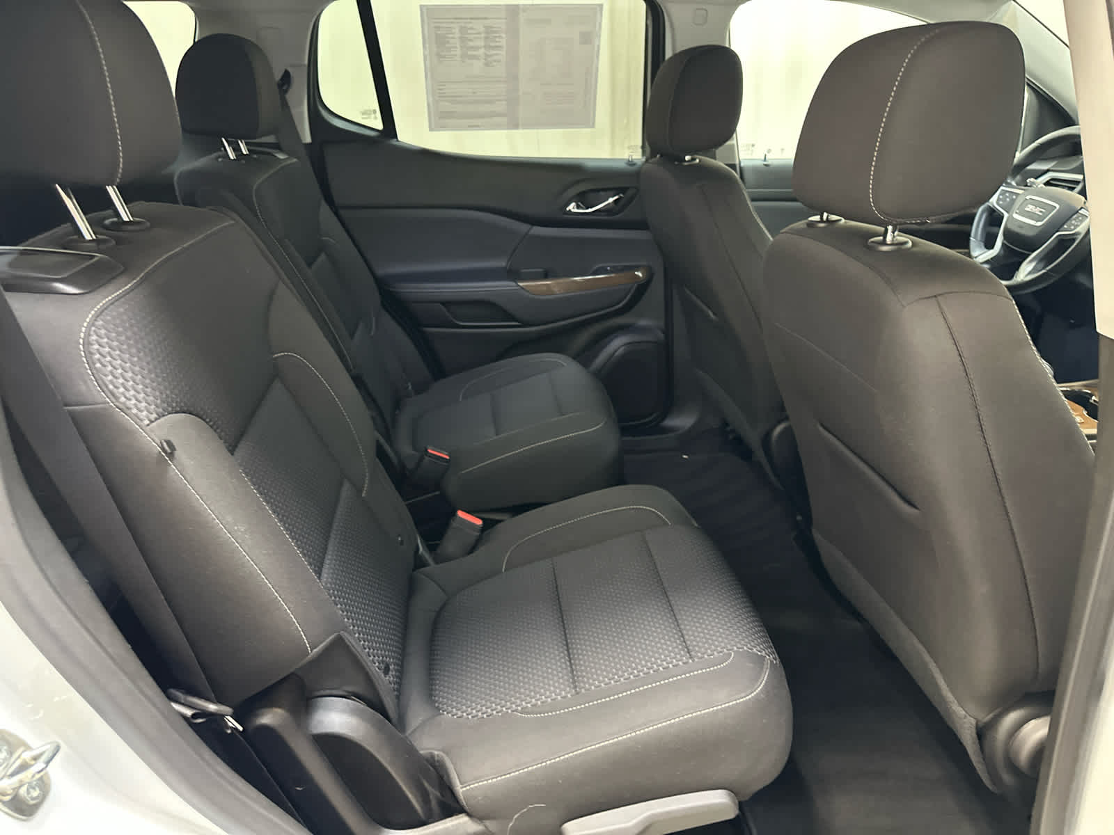 2023 GMC Acadia SLE - Photo 20