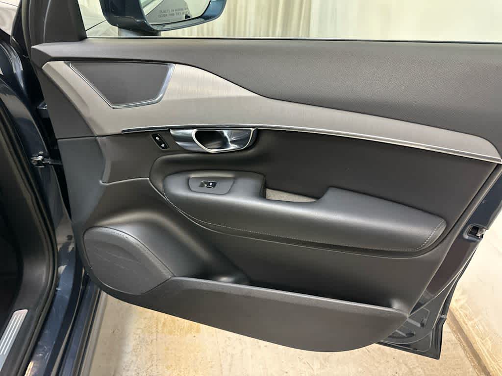 2023 Volvo XC90 Core - Photo 28