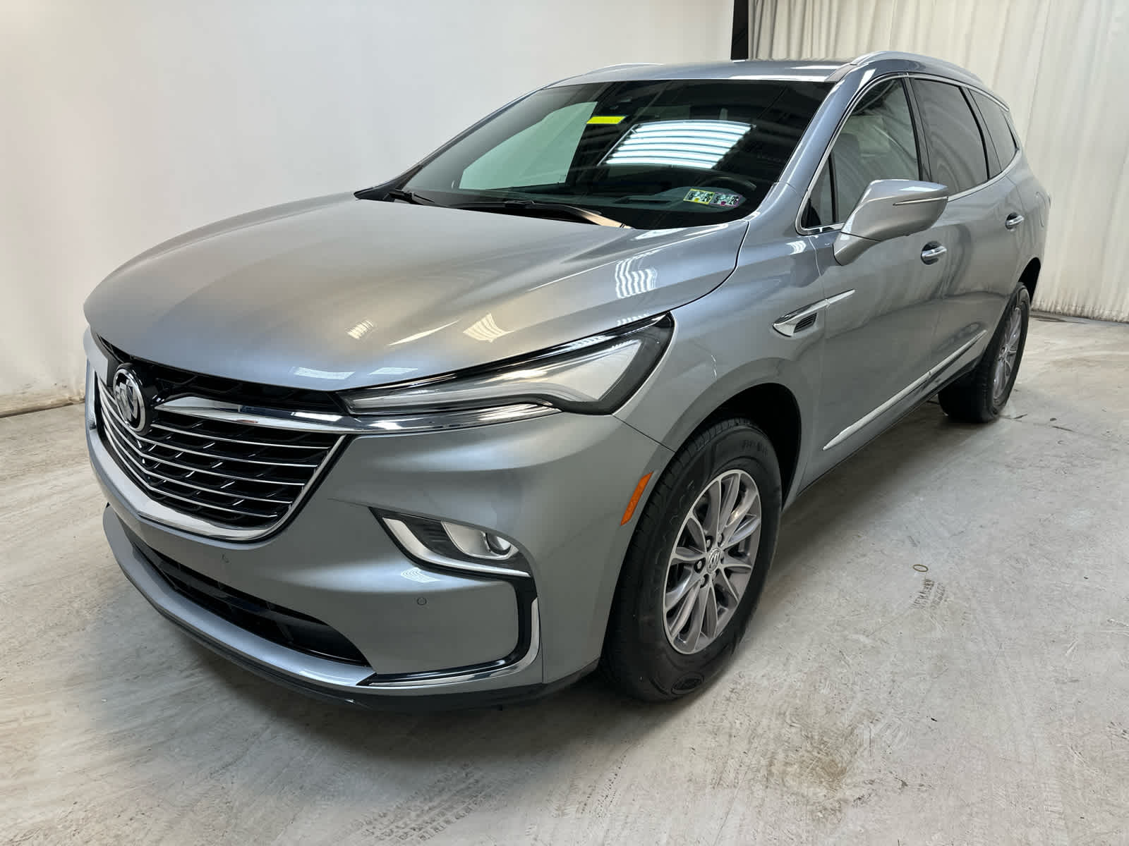 2023 Buick Enclave Premium photo 3