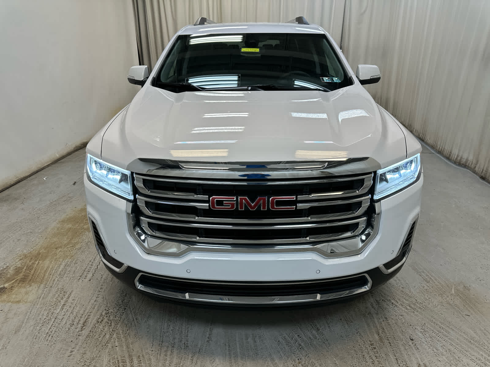 2023 GMC Acadia SLE - Photo 7