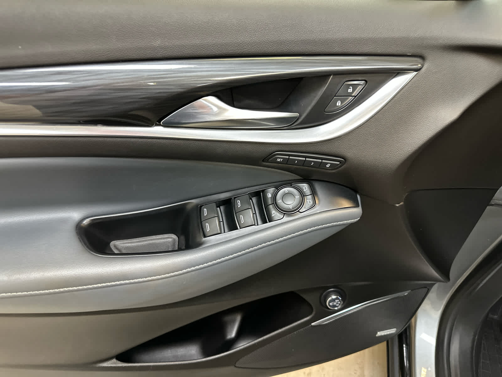 2023 Buick Enclave Premium - Photo 25