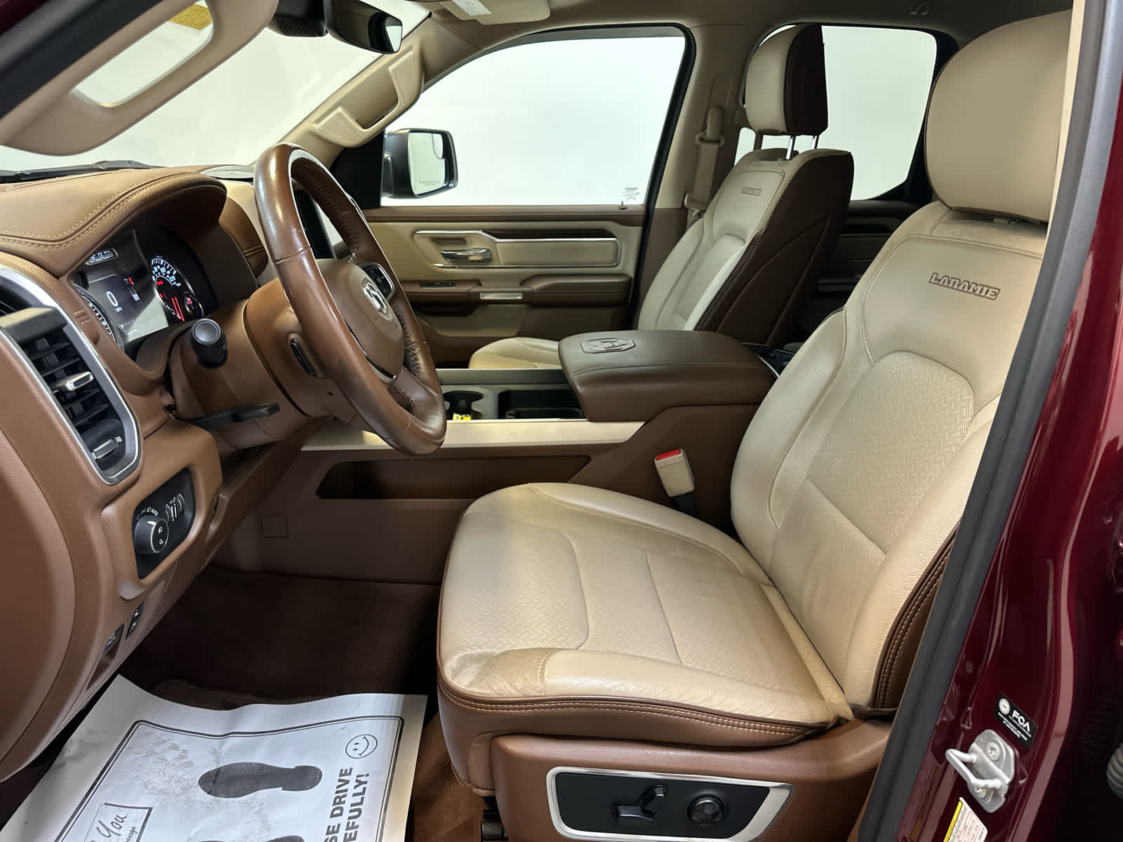 2021 Ram 1500 Laramie photo 3