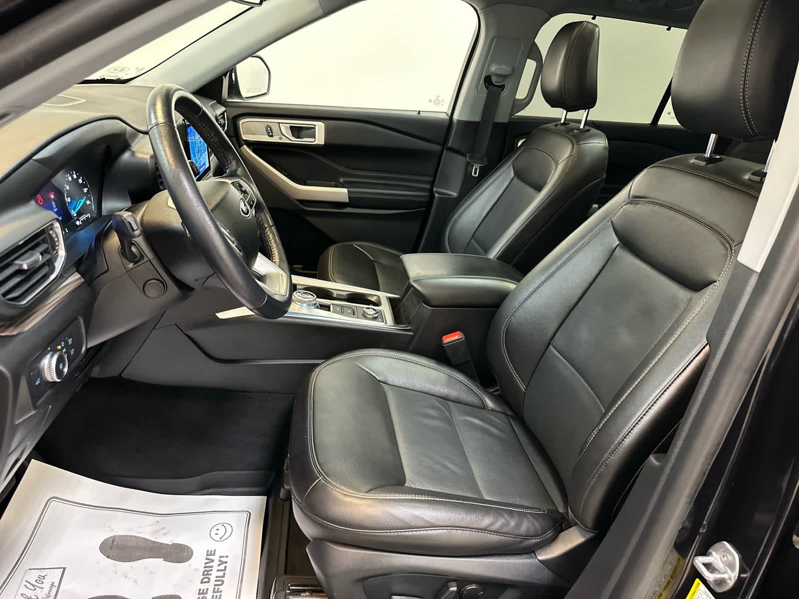 2022 Ford Explorer Limited photo 4