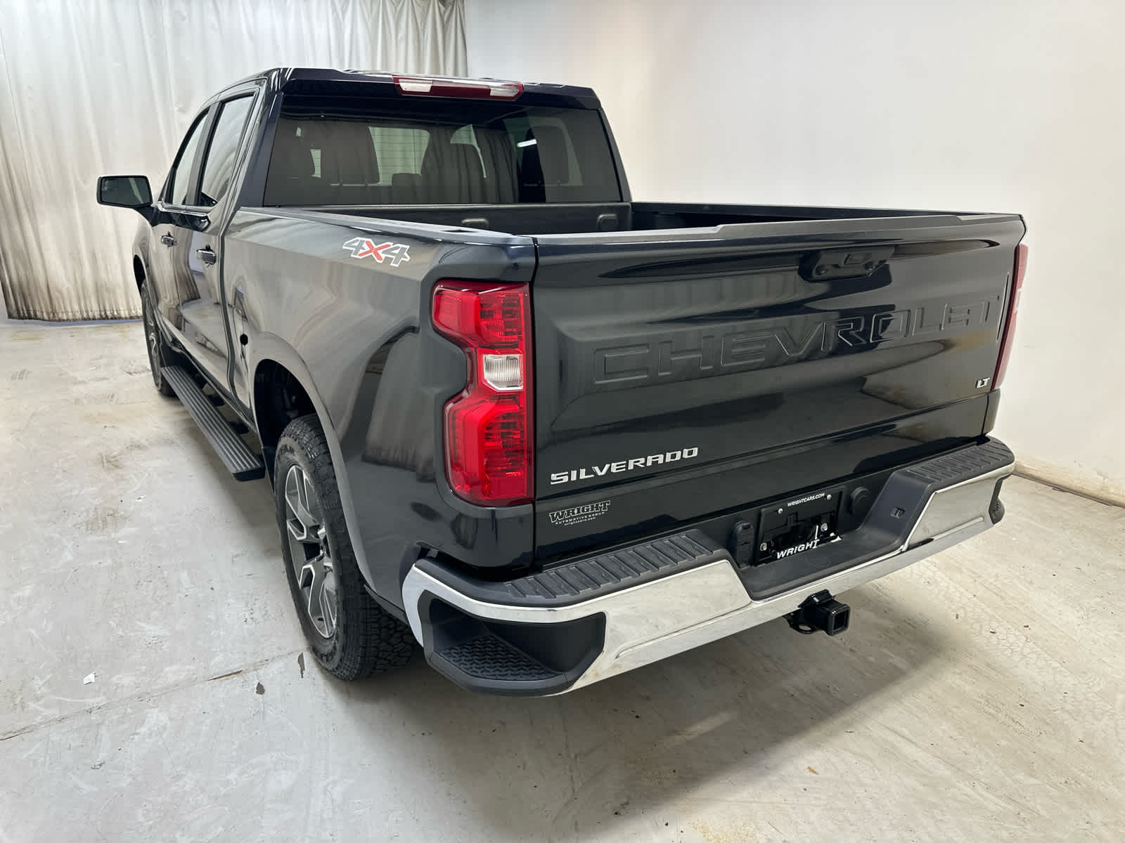 2024 Chevrolet Silverado 1500 LT photo 4
