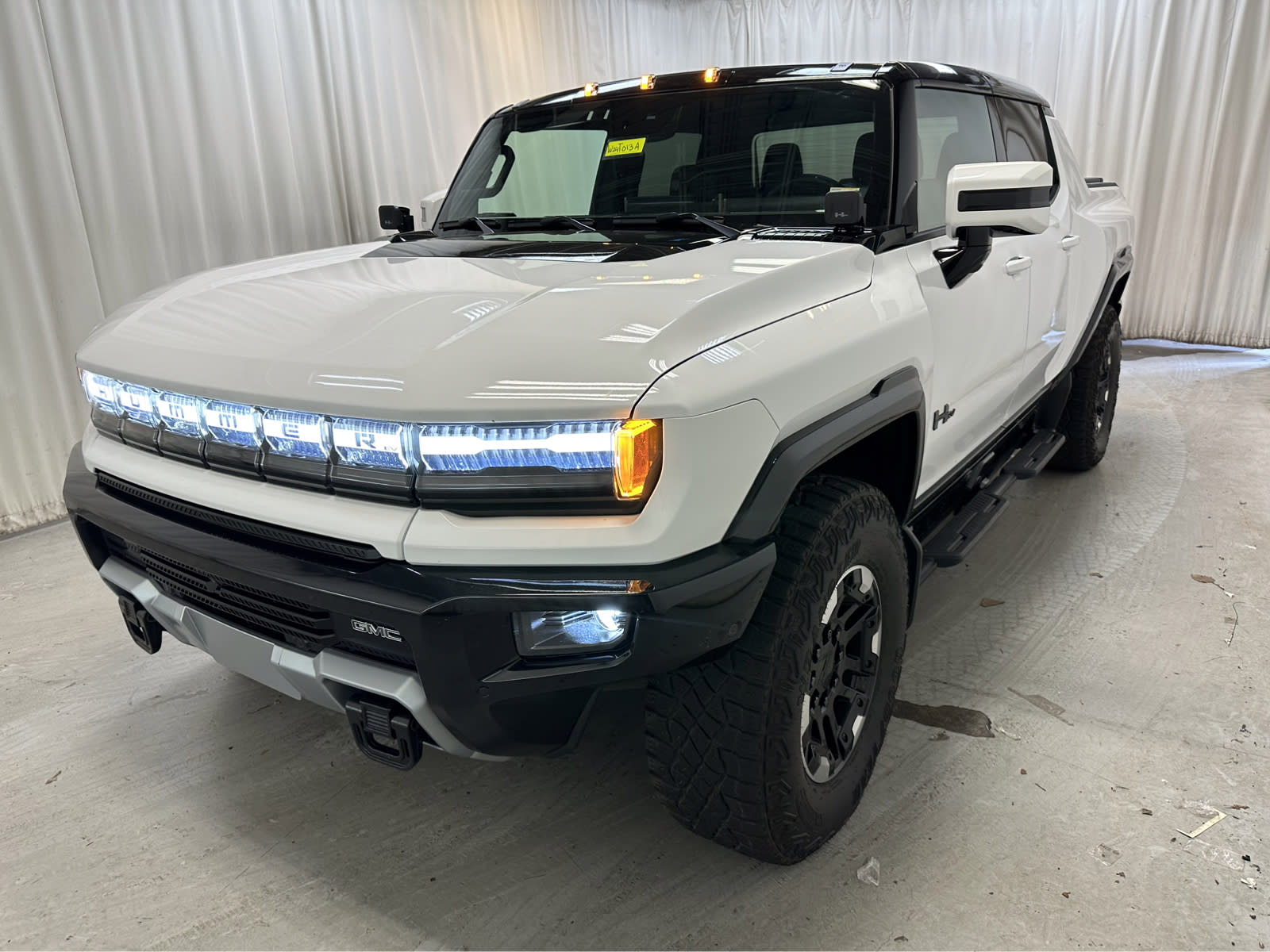 2022 Gmc Hummer EV Pickup photo 3