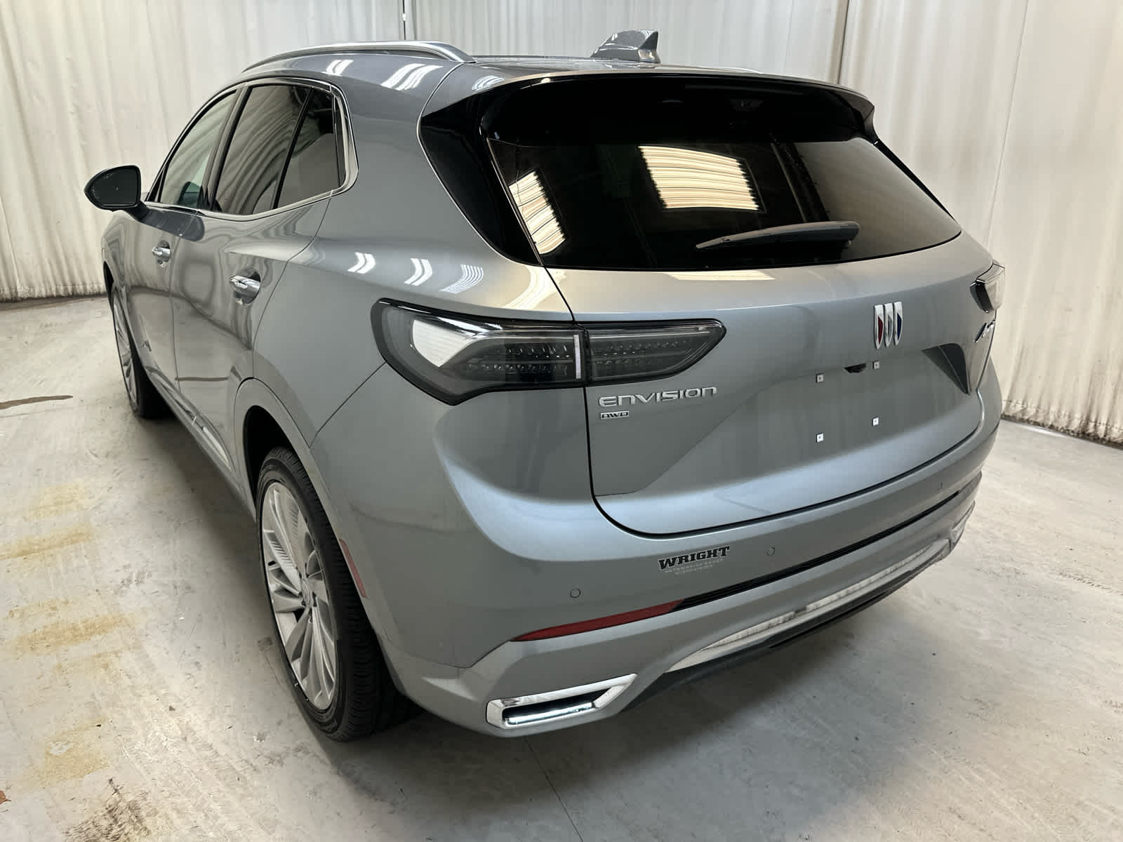2025 Buick Envision Avenir photo 4