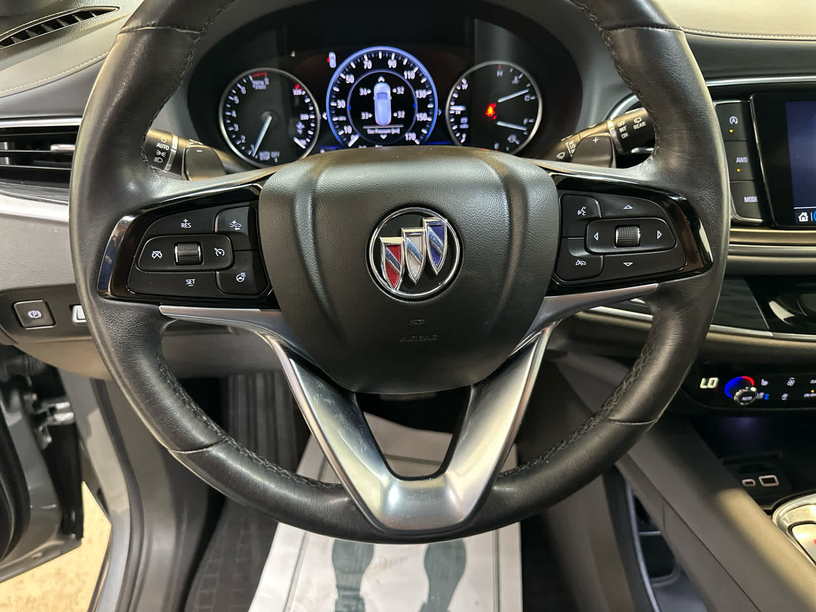 2023 Buick Enclave Premium - Photo 13