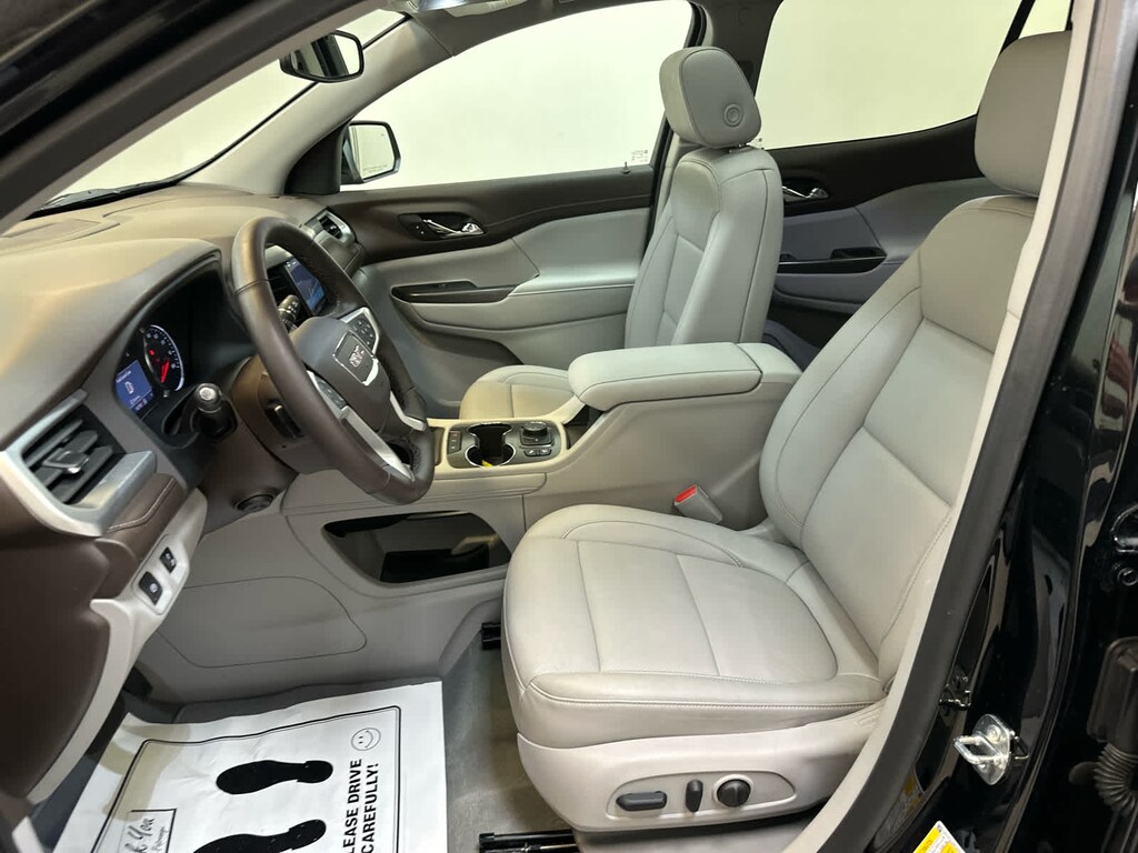 Used 2023 GMC Acadia SLT SUV