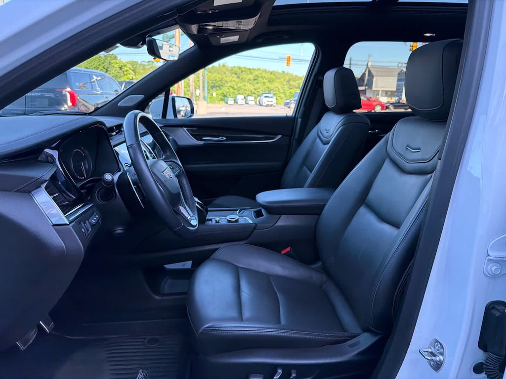 Used 2024 CADILLAC XT6 Sport SUV