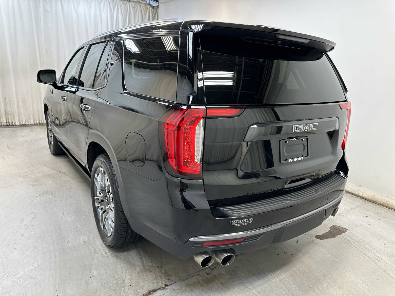 2024 Gmc Yukon Denali Ultimate photo 4