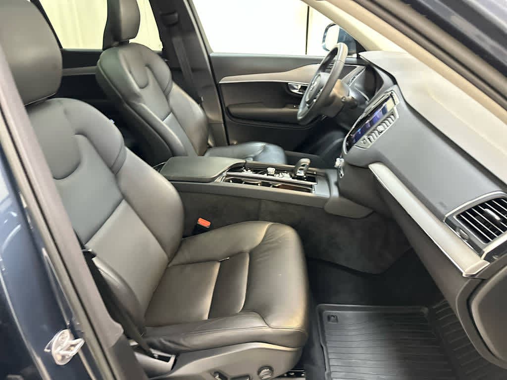 2023 Volvo XC90 Core - Photo 14
