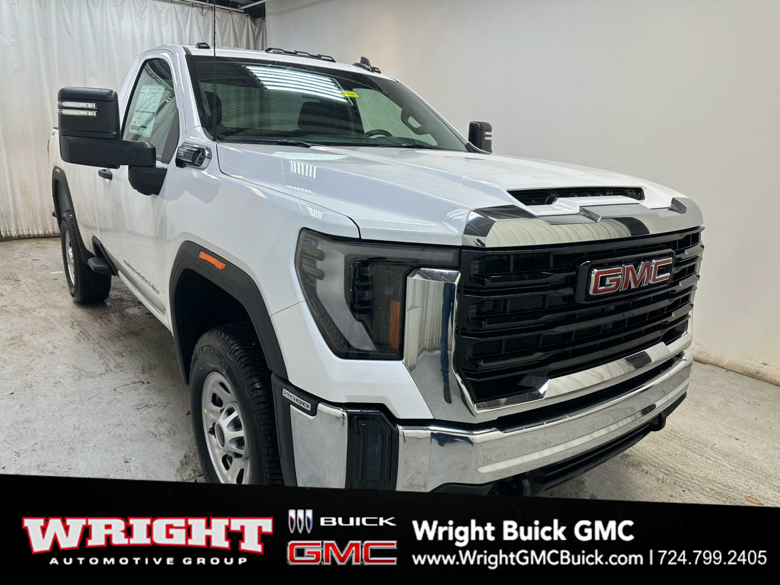 2025 GMC Sierra 2500HD Pro's photo