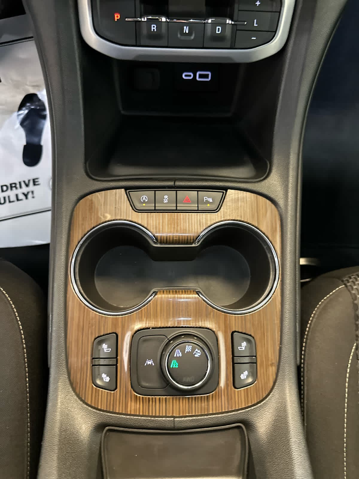 2023 GMC Acadia SLE - Photo 19