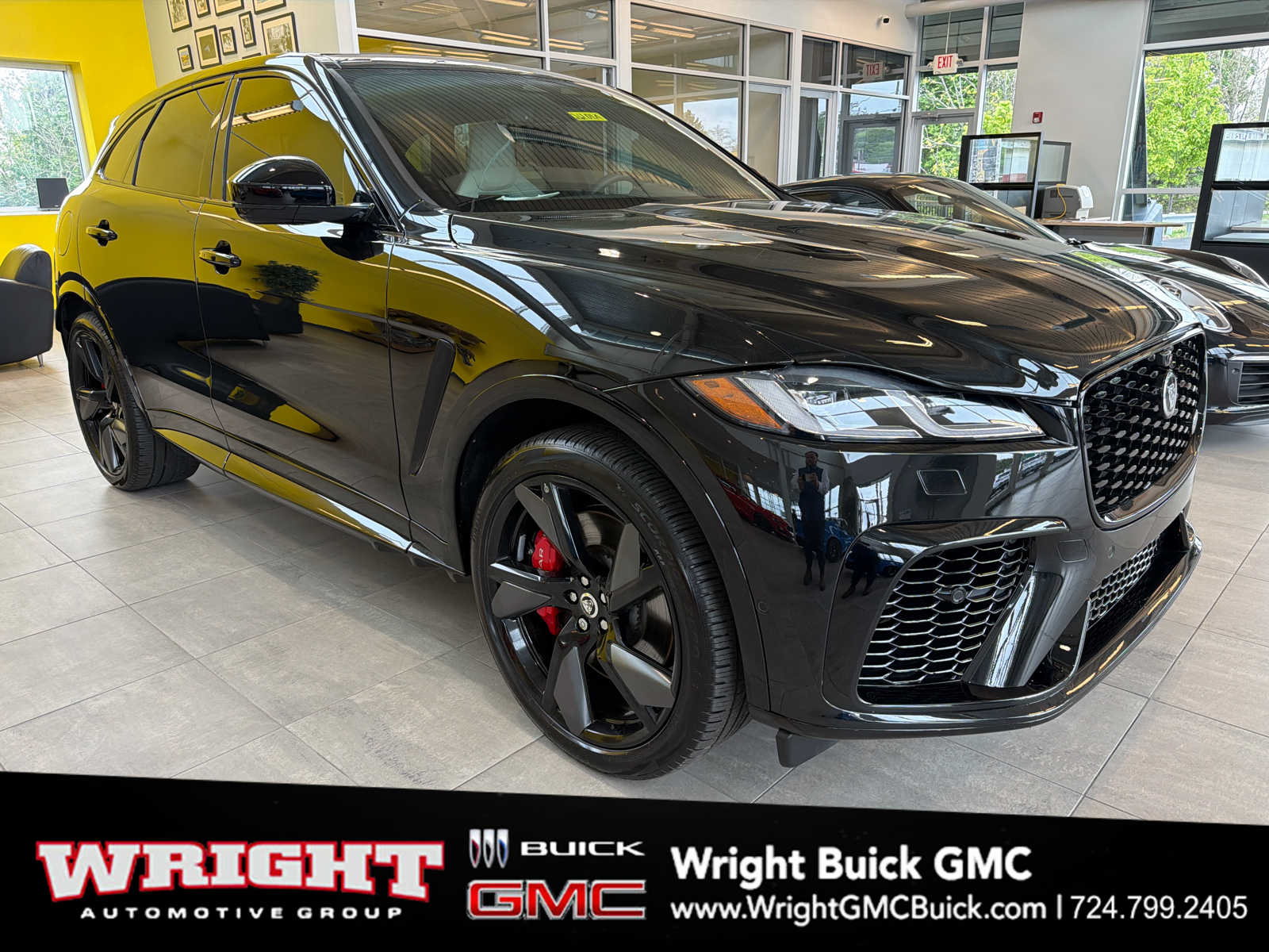 2025 Jaguar F-PACE SVR 575 EDITION AWD's photo
