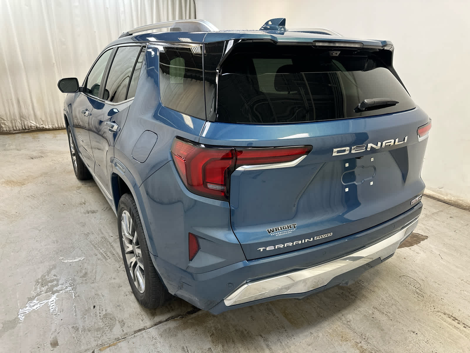 2026 Gmc Terrain Denali photo 4