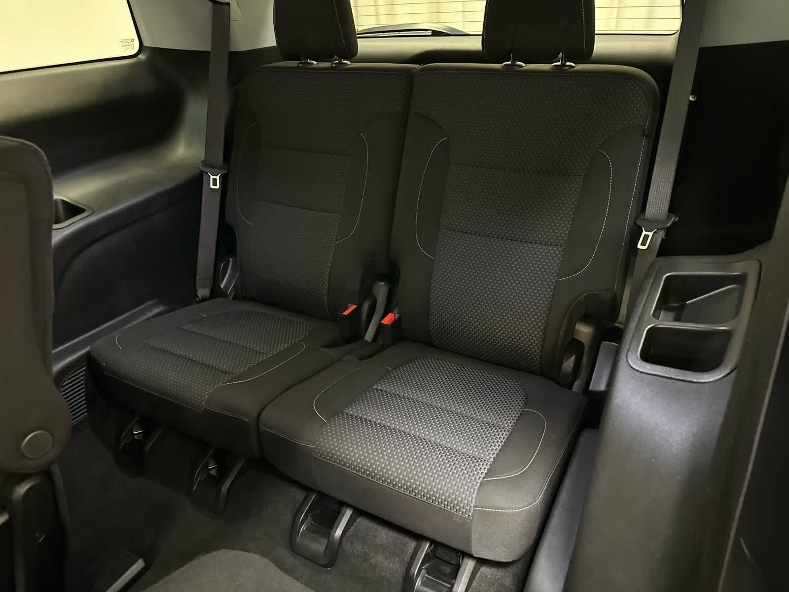 2023 GMC Acadia SLE - Photo 26