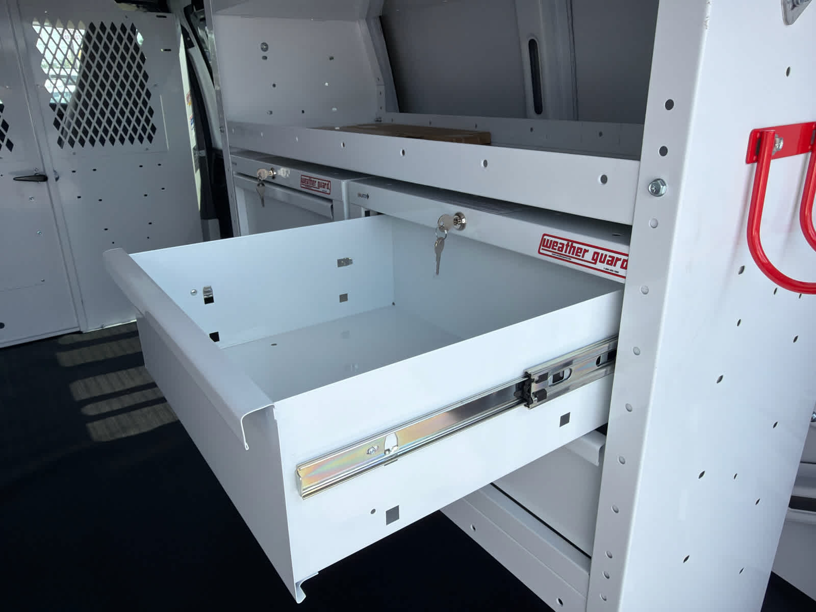 2025 GMC Savana Cargo Work Van - Photo 15