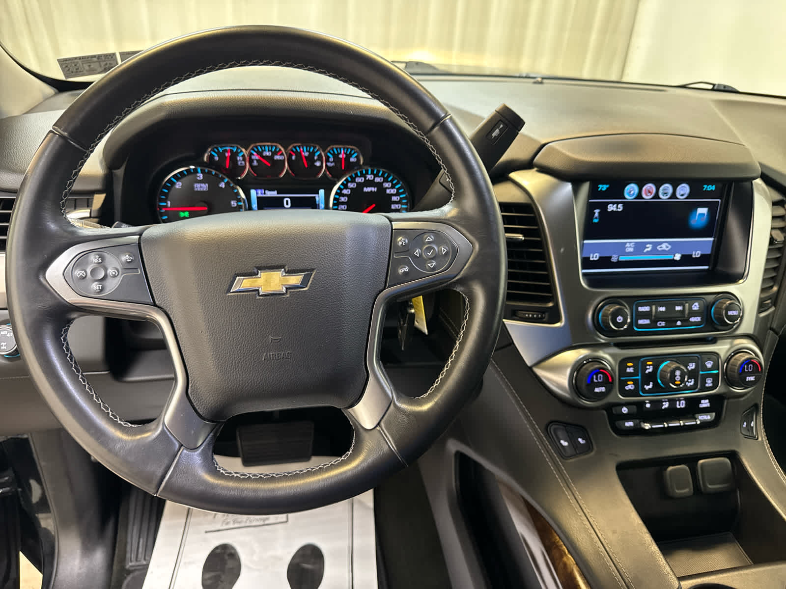 2017 Chevrolet Tahoe LT photo 2