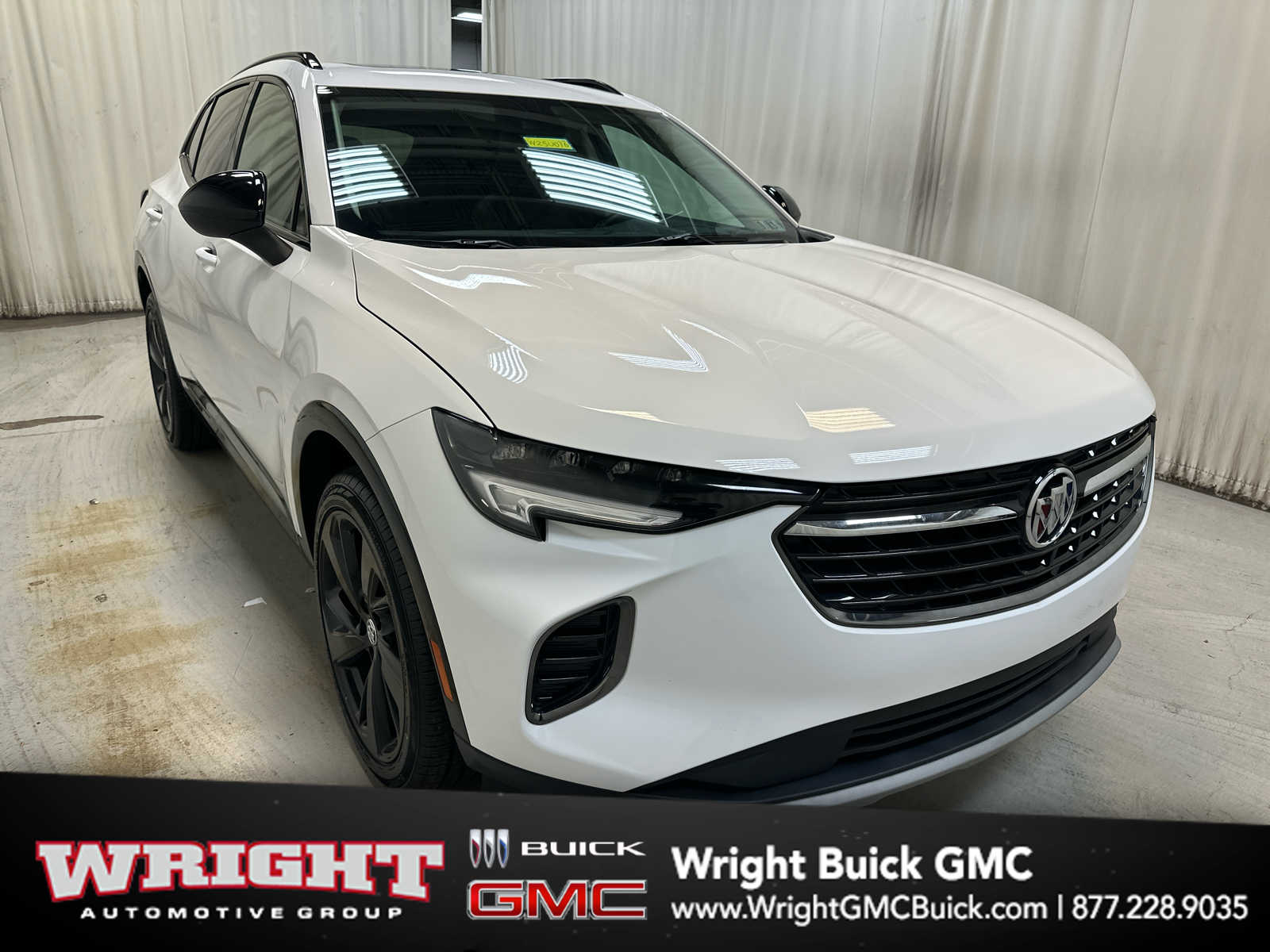 2023 Buick Envision Essence's photo