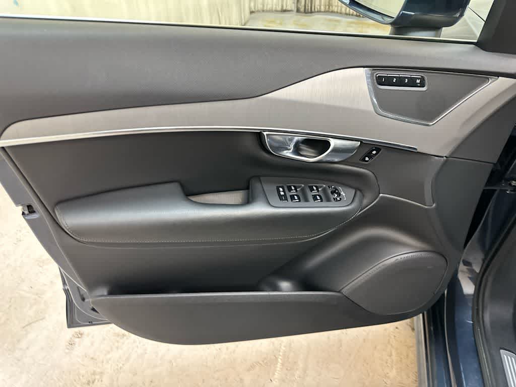 2023 Volvo XC90 Core - Photo 27
