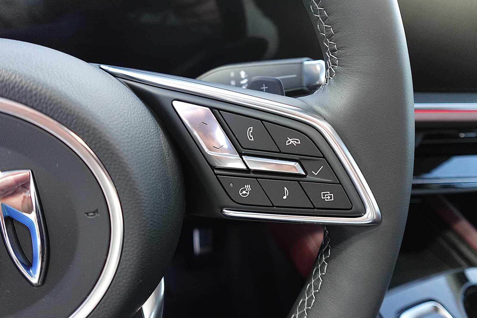 2026 Buick Envision Sport Touring - Photo 14