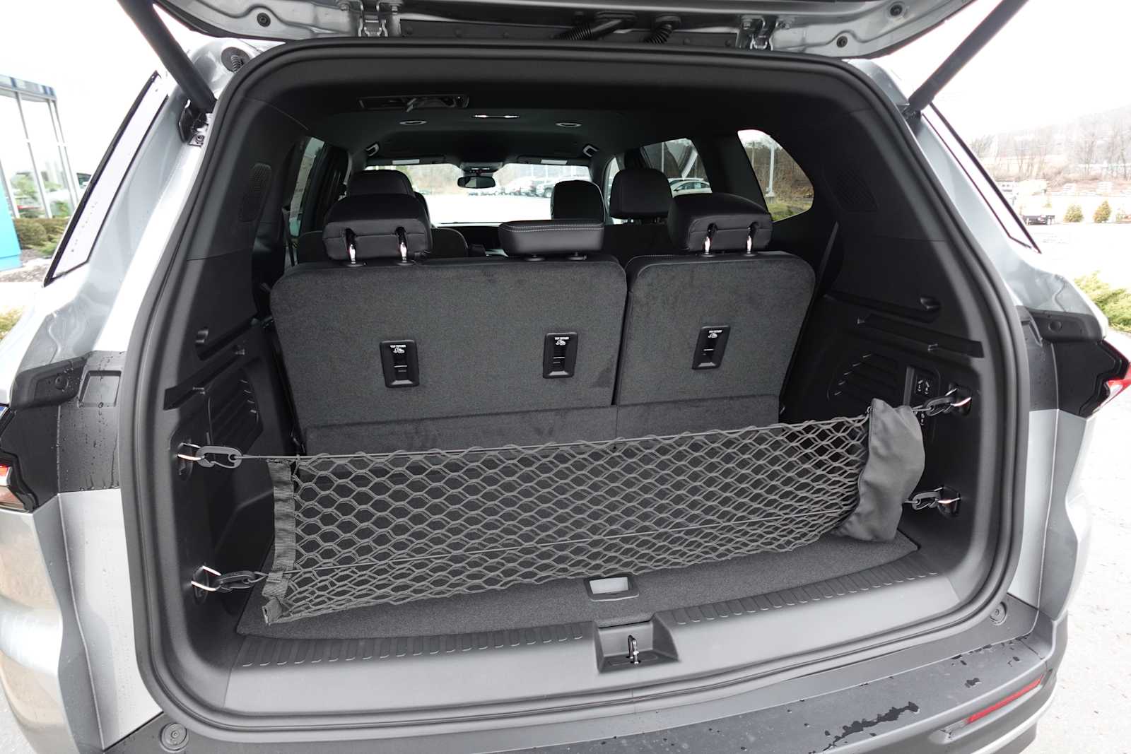 2025 Buick Enclave Preferred - Photo 28