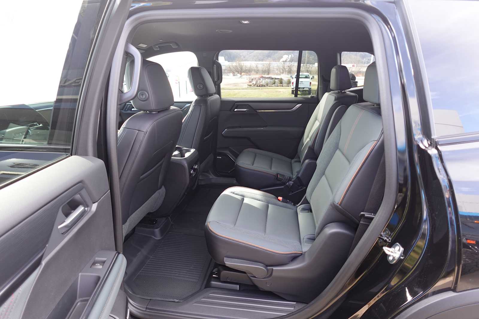 2026 GMC Acadia AT4 - Photo 24