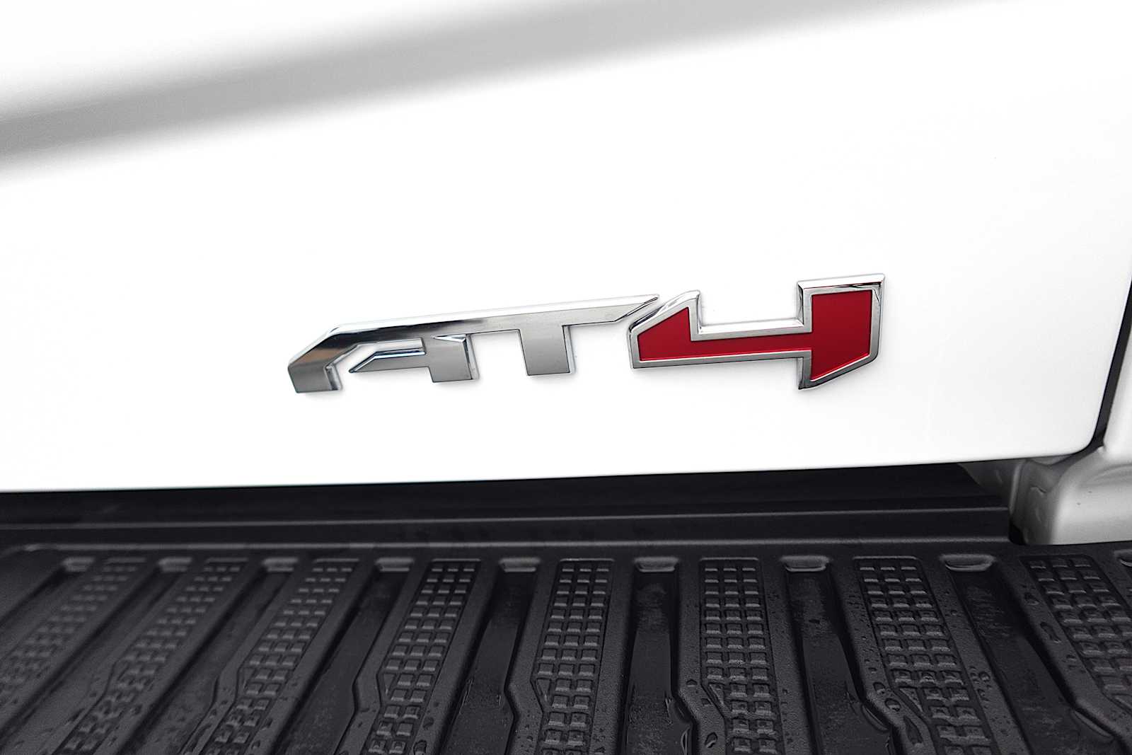 2026 GMC Sierra 1500 AT4 - Photo 10