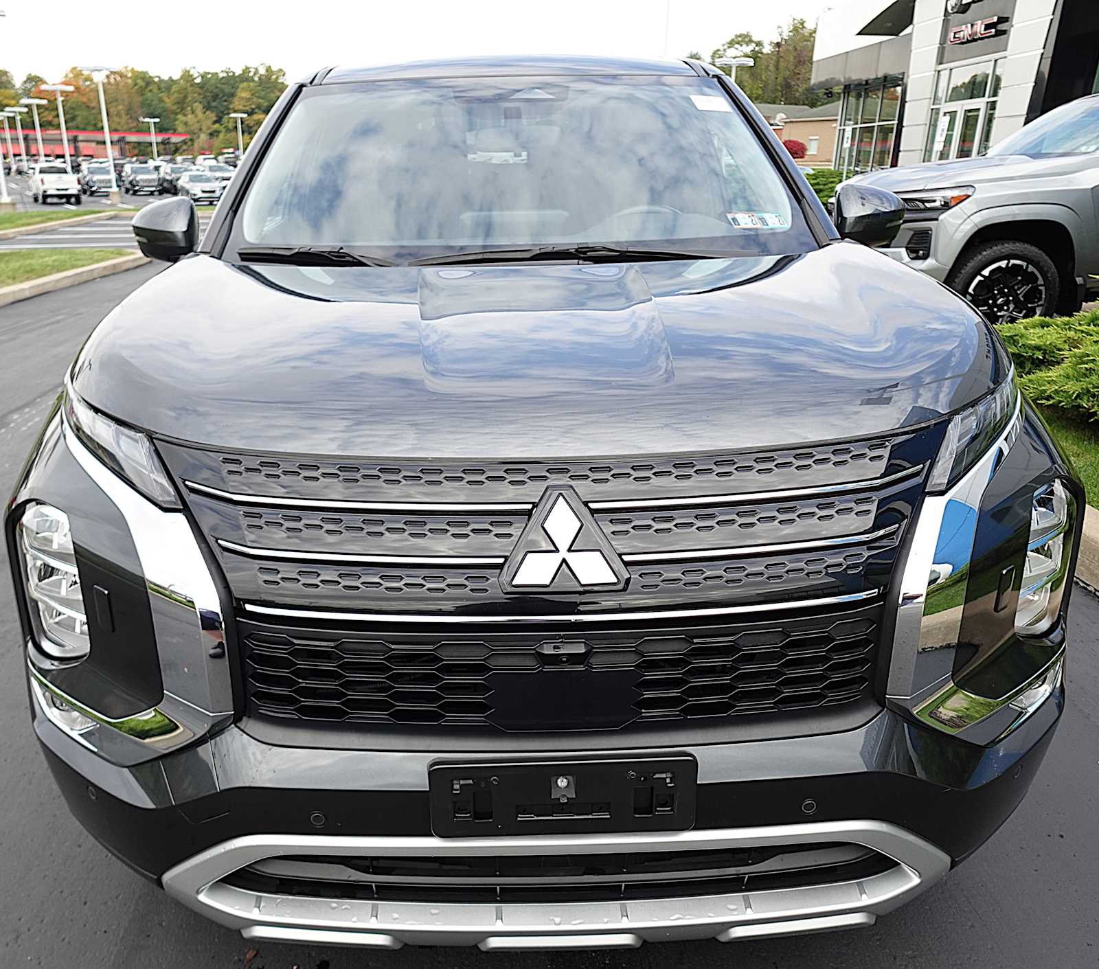 2024 Mitsubishi Outlander SE - Photo 8