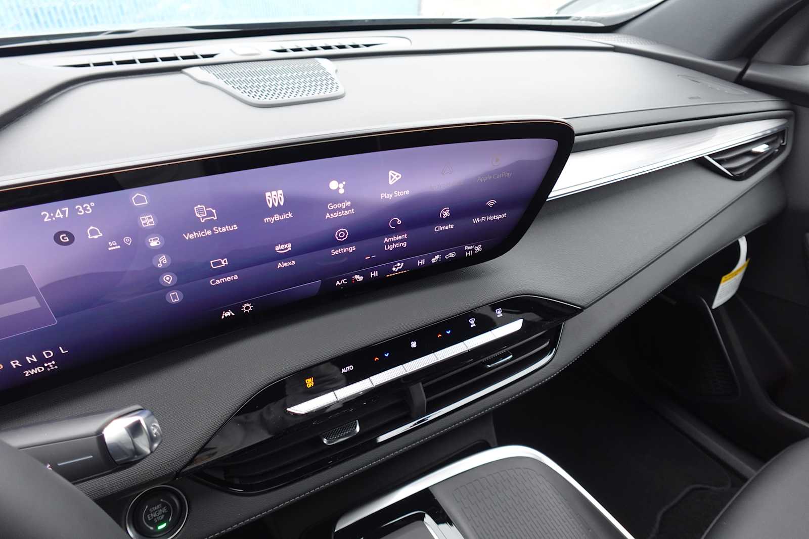 2025 Buick Enclave Preferred - Photo 19