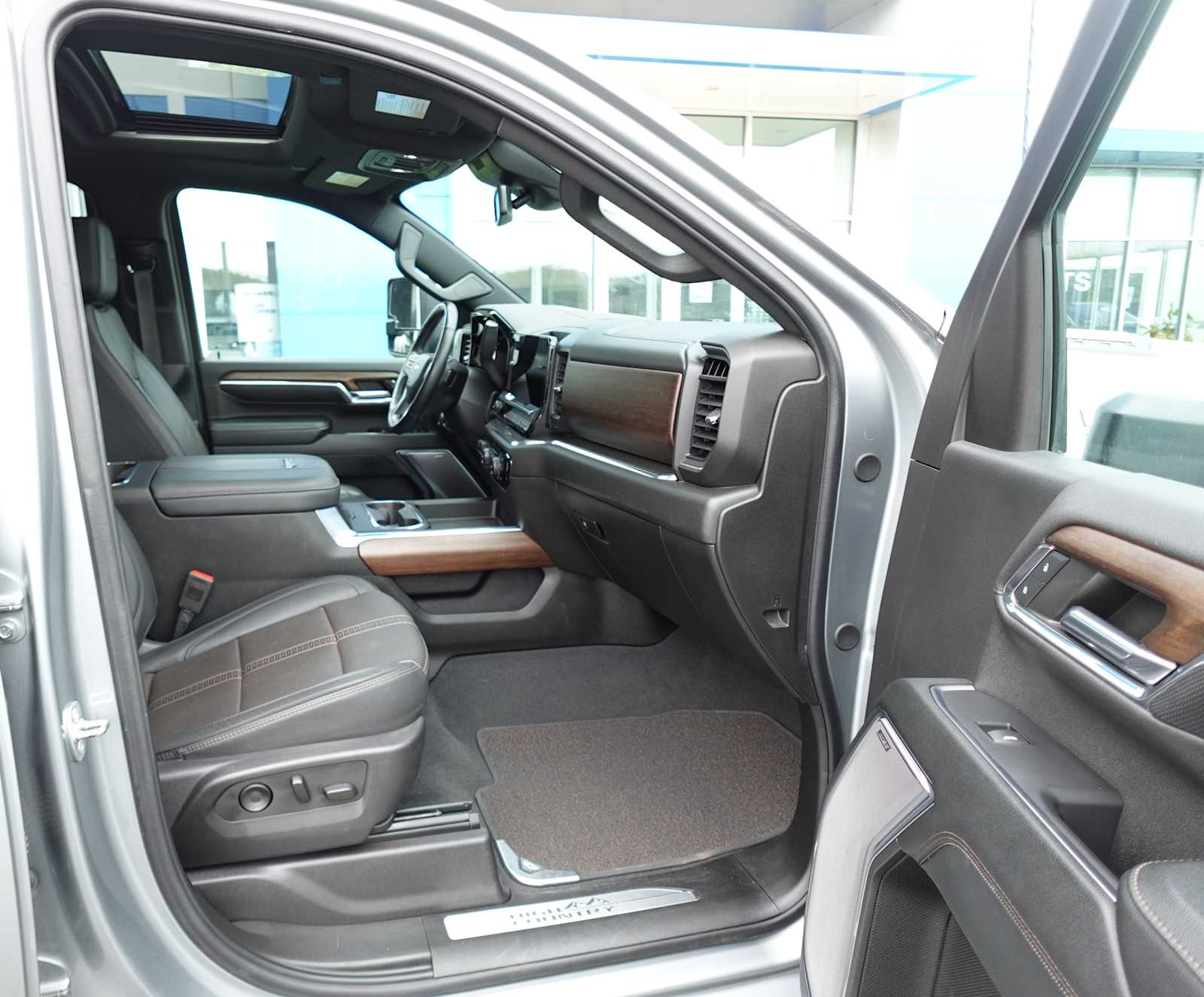 2024 Chevrolet Silverado 2500HD High Country - Photo 34
