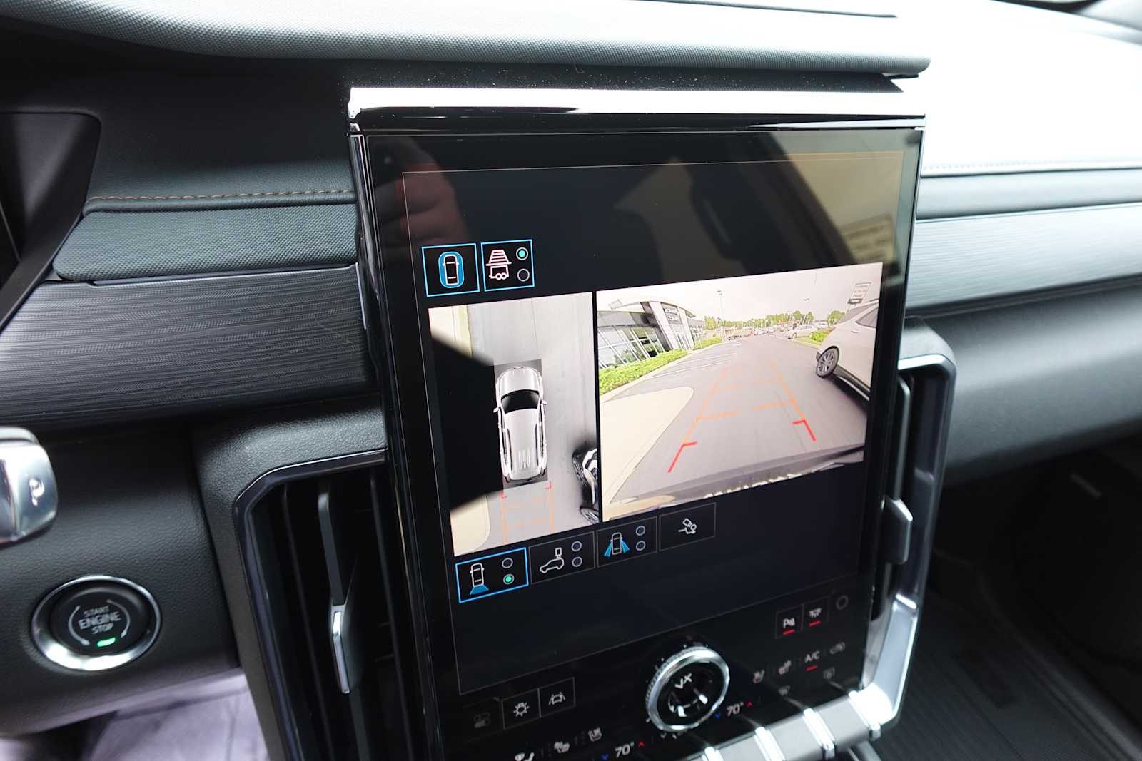 2026 GMC Acadia AT4 - Photo 25