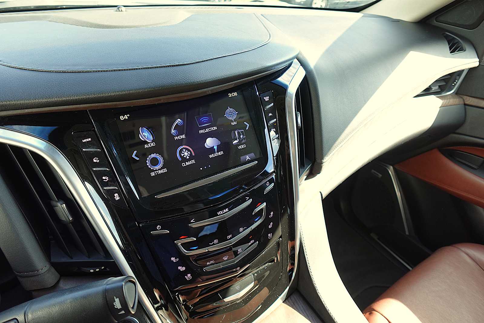 2019 Cadillac Escalade Luxury - Photo 15