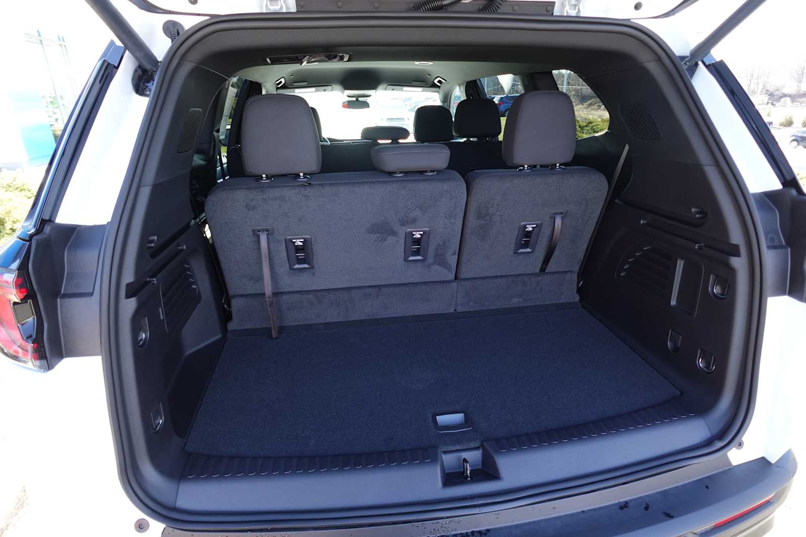 2025 GMC Acadia Elevation - Photo 28