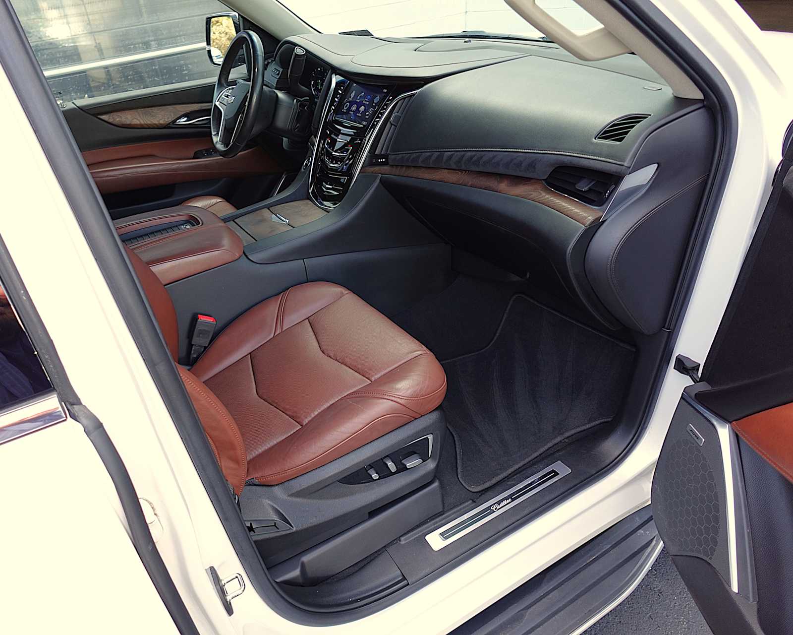 2019 Cadillac Escalade Luxury - Photo 32
