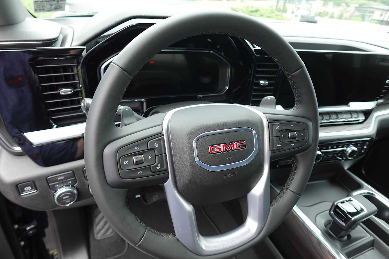 2026 GMC Sierra 1500 SLT - Photo 16