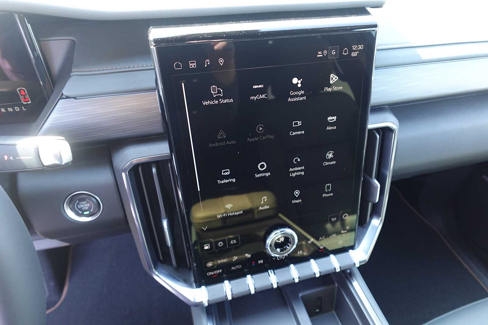 2025 GMC Acadia AT4 - Photo 22