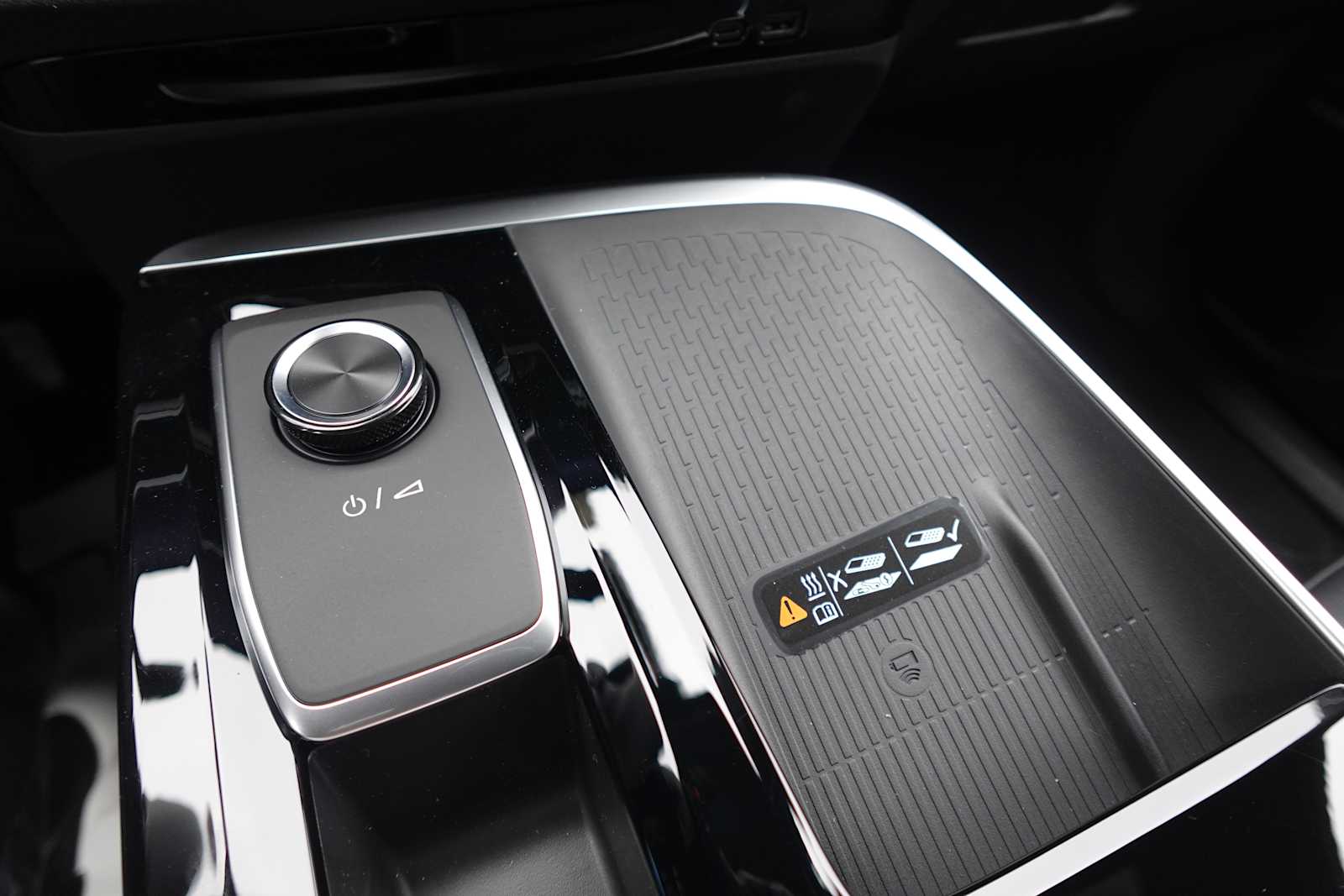 2025 Buick Enclave Preferred - Photo 22
